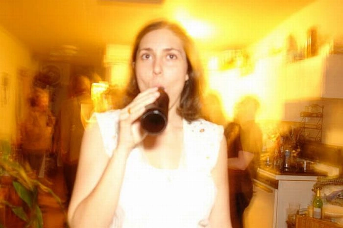 Дивні способи пити пиво (46 фото) – фото 41