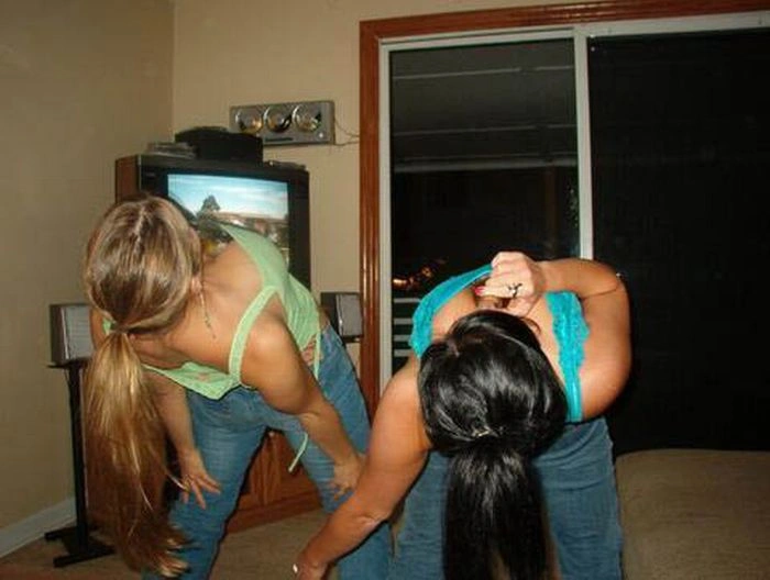 Дівчата п'ють алкоголь (27 фото) – фото 8