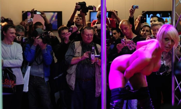 Фотографії з берлінського еротичного ярмарку Venus 2010 (12 фото) НЮ – фото 5