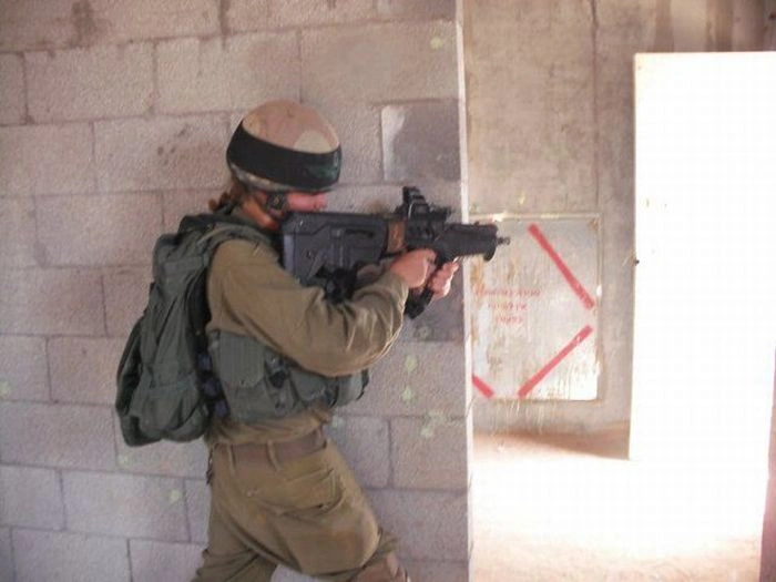 Красиві дівчата зі Збройних сил Ізраїлю (53 фото) – фото 9