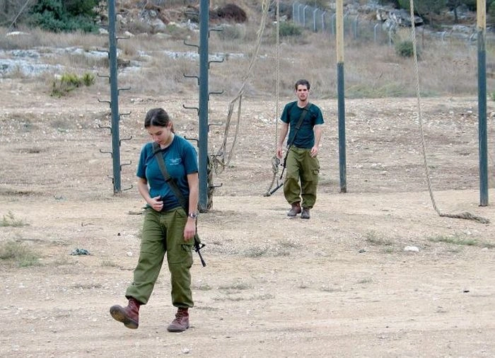 Красиві дівчата зі Збройних сил Ізраїлю (53 фото) – фото 47