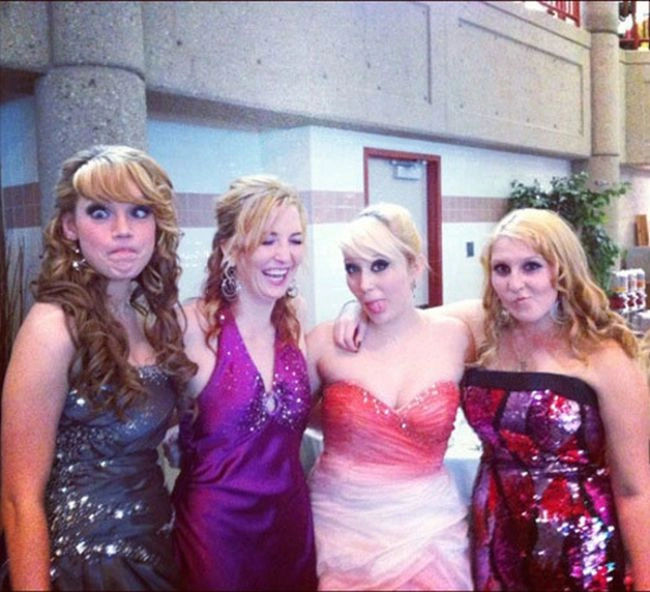 Смішні фото веселих дівчат. Частина 2 (30 зображень) – фото 19