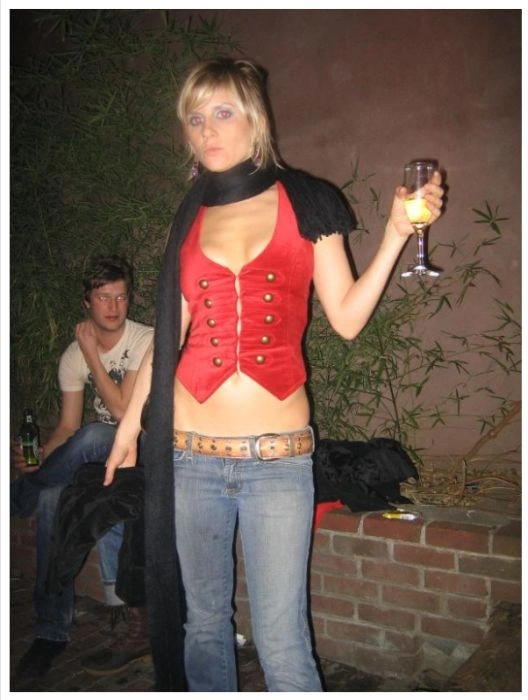 Дівчата, які люблять випити (51 фото) – фото 38