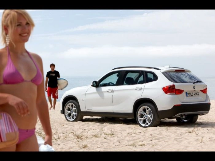 Дівчата і BMW (40 фото) – фото 17