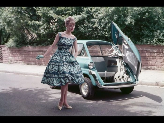 Дівчата і BMW (40 фото) – фото 18