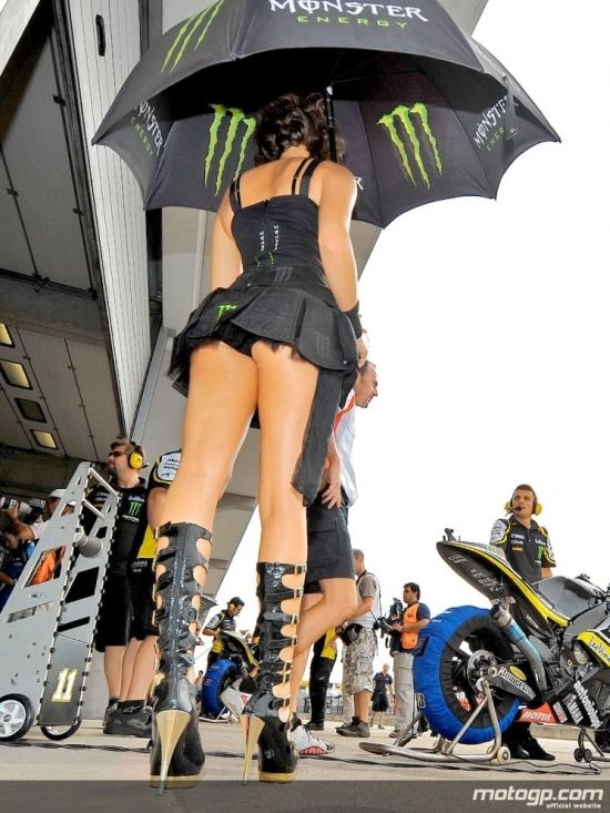 Дівчата з автогонок (66 фото) – фото 6