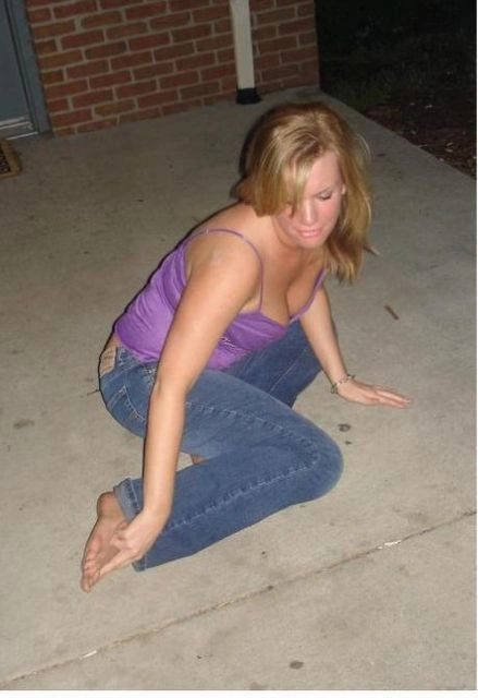 Милі дівчата з вивихнутими ногами (18 фото) – фото 9