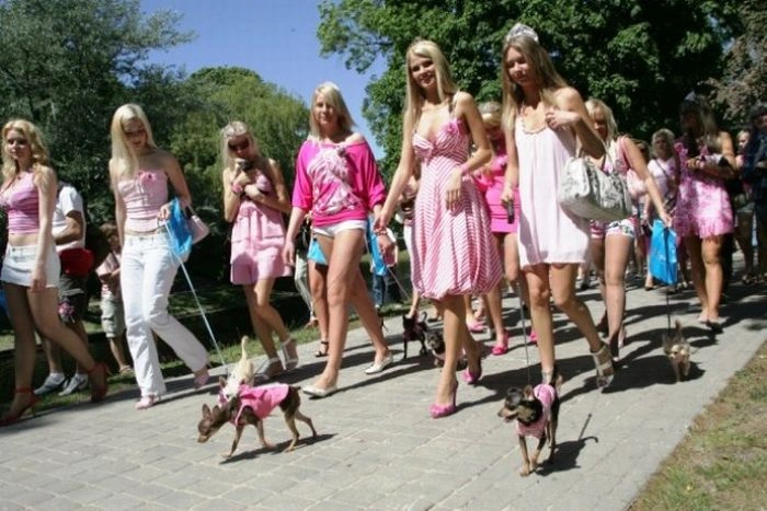 Парад блондинок у Ризі (26 фото) – фото 17