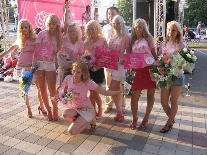 Парад блондинок у Ризі (26 фото) – фото 18