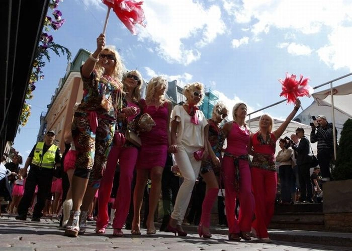 Парад блондинок у Ризі (26 фото) – фото 26