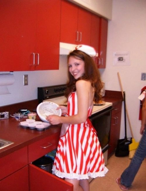 Гарні дівчата на роботі вдома (34 фото) – фото 7