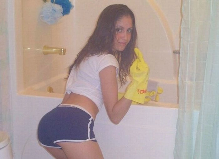 Гарні дівчата на роботі вдома (34 фото) – фото 17