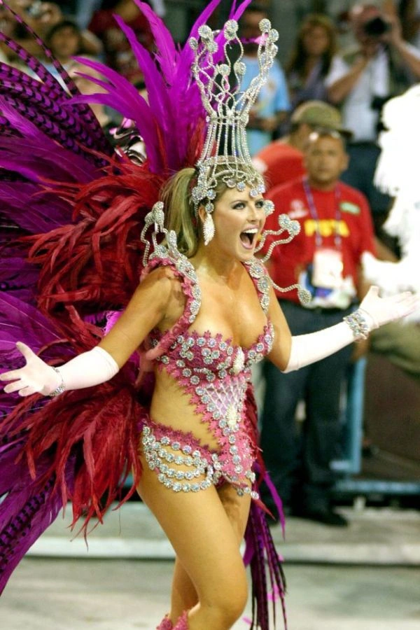 Дівчата на карнавалі в Ріо-де-Жанейро (125 фото) – фото 20