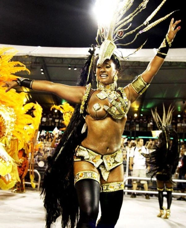 Дівчата на карнавалі в Ріо-де-Жанейро (125 фото) – фото 46