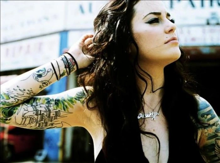 Дівчата з татуюваннями (34 фото) – фото 7