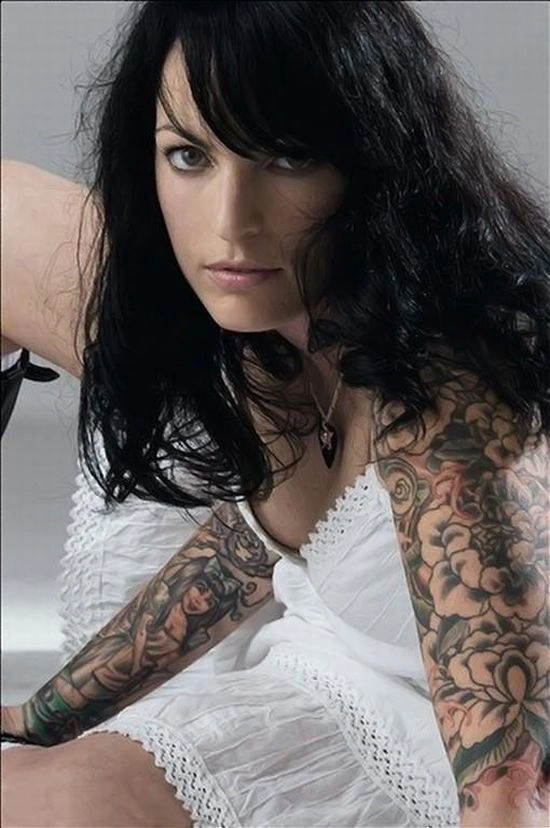 Дівчата з татуюваннями (34 фото) – фото 13