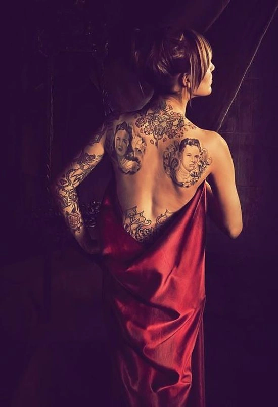 Дівчата з татуюваннями (34 фото) – фото 27