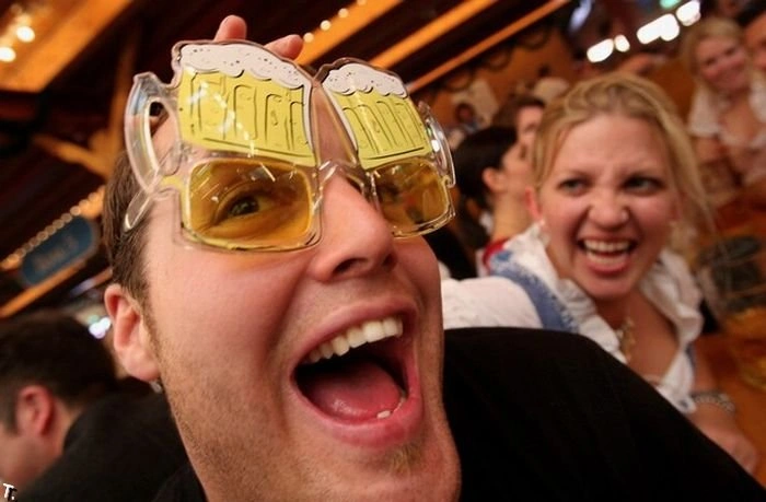 Дівчата Октоберфесту 2009 (34 фото) – фото 16