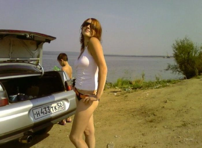 Наші дівчата і їх автомобілі (35 фото) – фото 15
