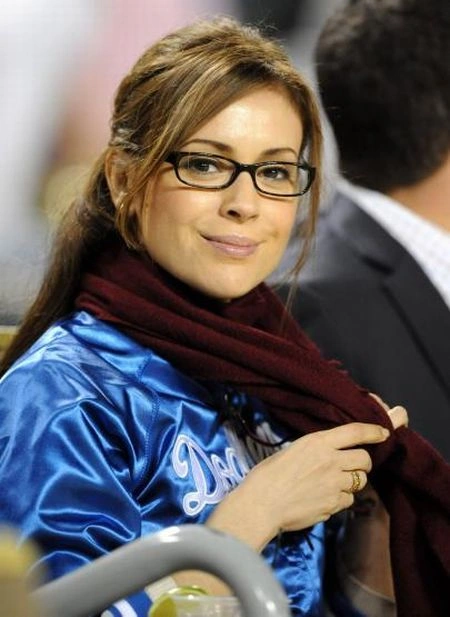 Дівчата, яким дуже пасують окуляри (67 фото) – фото 23