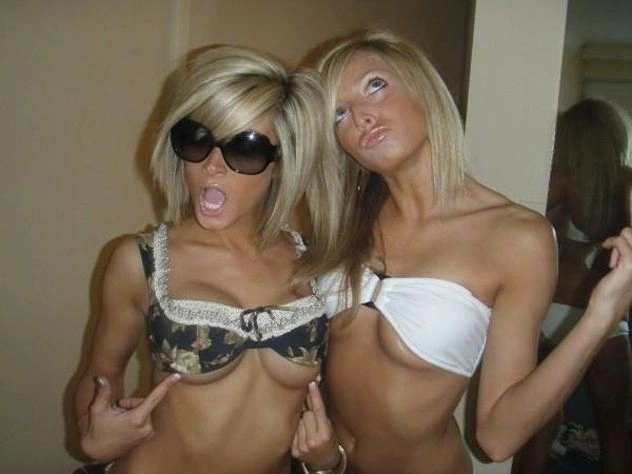 Дівчата розважаються (78 фото) – фото 78