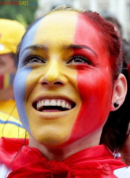 Трохи миленьких вболівальниць (43 фото) – фото 3