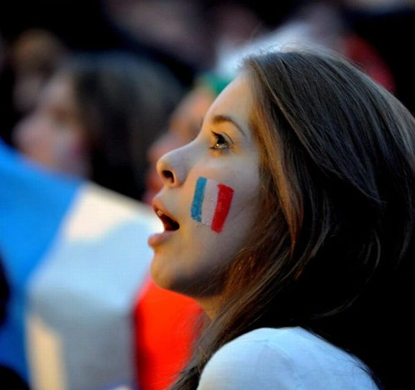 Трохи миленьких вболівальниць (43 фото) – фото 27
