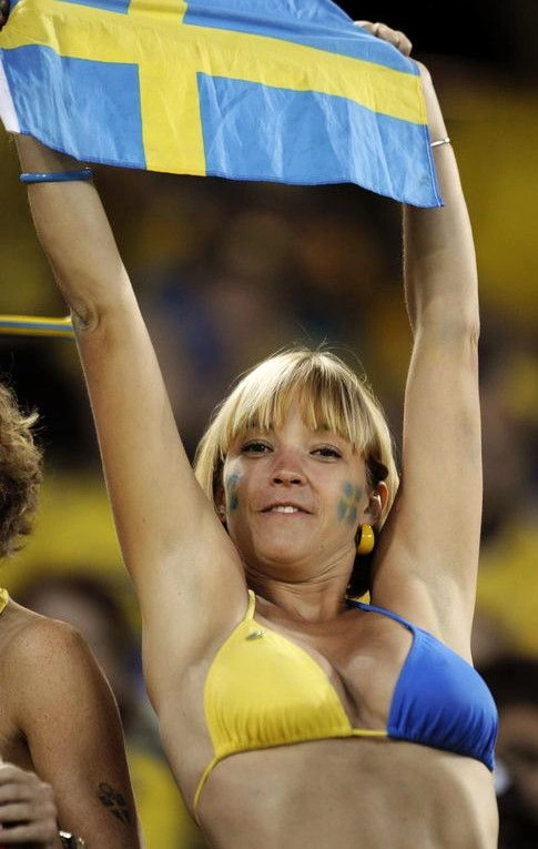 Трохи миленьких вболівальниць (43 фото) – фото 28