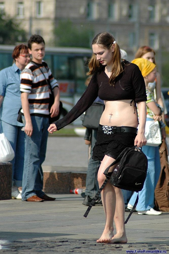 Дівчата у фонтанах (59 фото) – фото 6