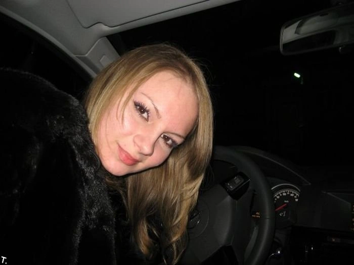 Дівчата за кермом (43 фото) – фото 24