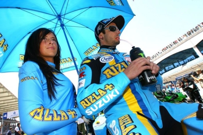 Дівчата з Suzuki (56 фото) – фото 29