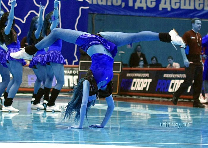 Російські дівчата з команд підтримки (41 фото) – фото 29