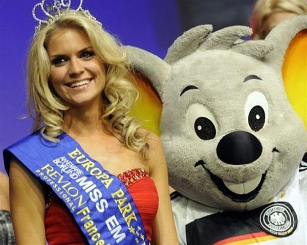 Пані Євро-2008 (27 фото) – фото 21