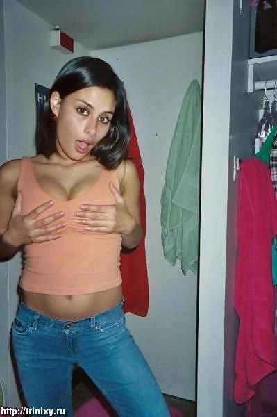 Дівчата у купальниках та літній одежі (200 фото) – фото 65