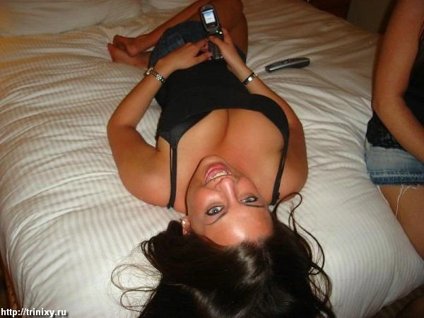 Дівчата у купальниках та літній одежі (200 фото) – фото 68