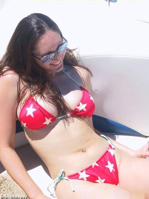 Дівчата у купальниках та літній одежі (200 фото) – фото 75