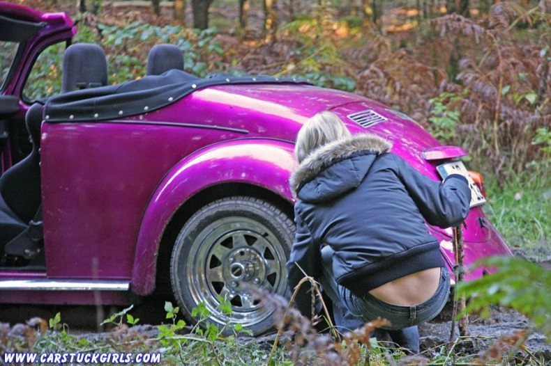 Дівчата у скруті. Частина 2 (29 фото) – фото 8