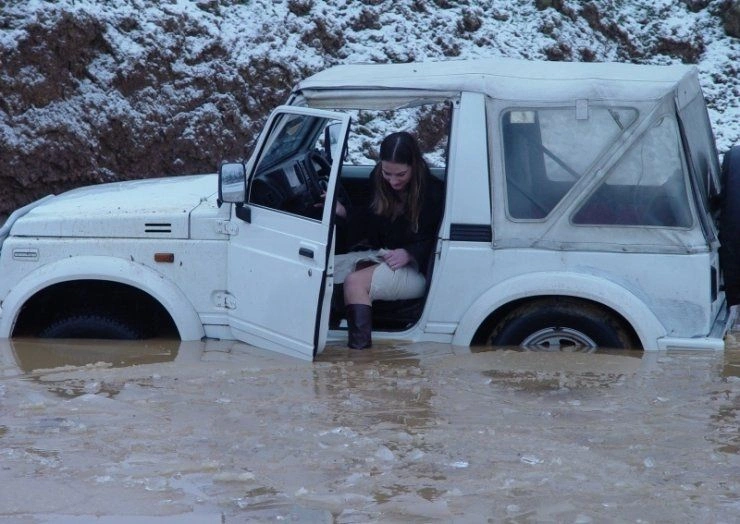 Дівчата у скруті. Частина 2 (29 фото) – фото 26