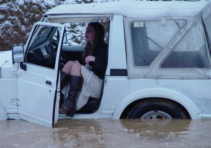 Дівчата у скруті. Частина 2 (29 фото) – фото 29
