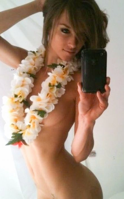 Дівчата перед дзеркалом. Частина 3 (176 фото) – фото 11