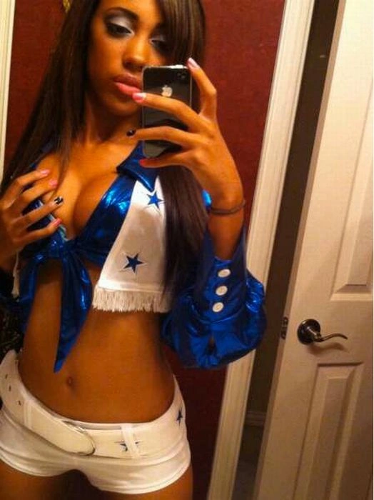 Дівчата перед дзеркалом. Частина 3 (176 фото) – фото 60