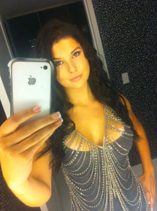 Дівчата перед дзеркалом. Частина 3 (176 фото) – фото 62