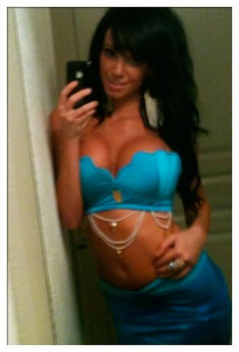 Дівчата перед дзеркалом. Частина 3 (176 фото) – фото 83