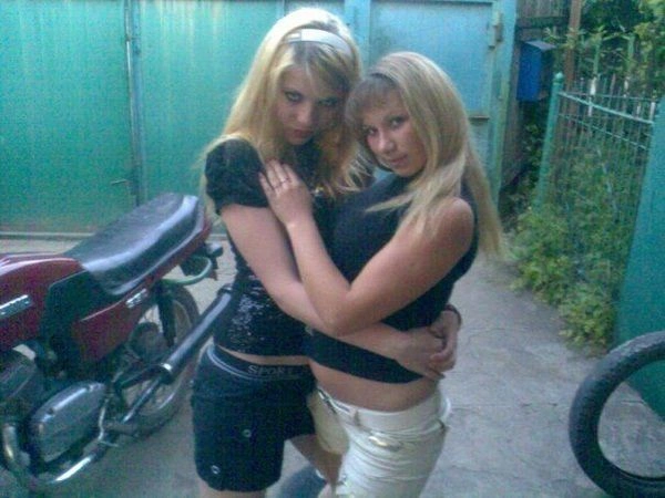 Учениці молодшої школи. Частина 3 (50 фото)