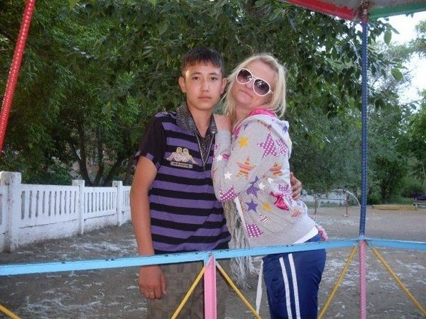 Учениці молодшої школи. Частина 3 (50 фото)