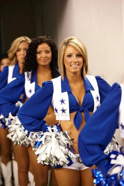 Чарівні дівчата з групи підтримки Dallas Cowboys (100 фото)