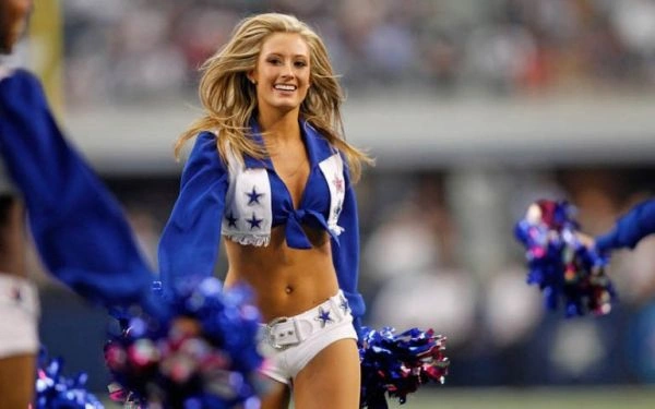 Чарівні дівчата з групи підтримки Dallas Cowboys (100 фото)
