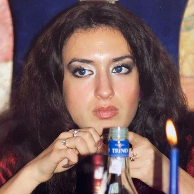 Анастасія Покрищук - володарка найбільших скул показала, як виглядала до операцій (6 фото) – фото 5