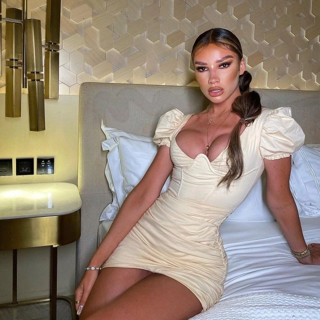 Модель Рубі Мей розлучилася з футболістом Деллі Аллі через його пристрасть до комп'ютерних ігор (17 фото) – фото 6