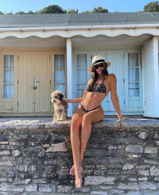 Модель Рубі Мей розлучилася з футболістом Деллі Аллі через його пристрасть до комп'ютерних ігор (17 фото) – фото 15